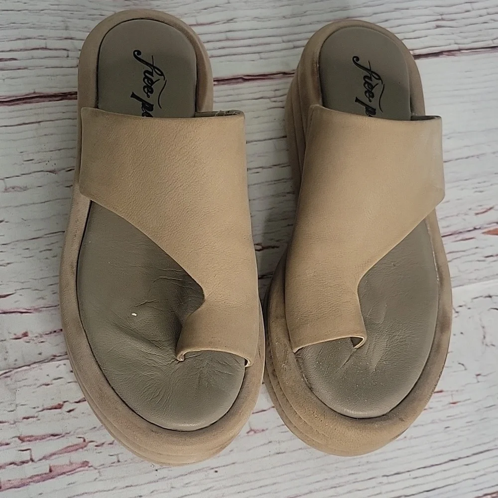 Free People Women's Tan Platform Sandals Size 37